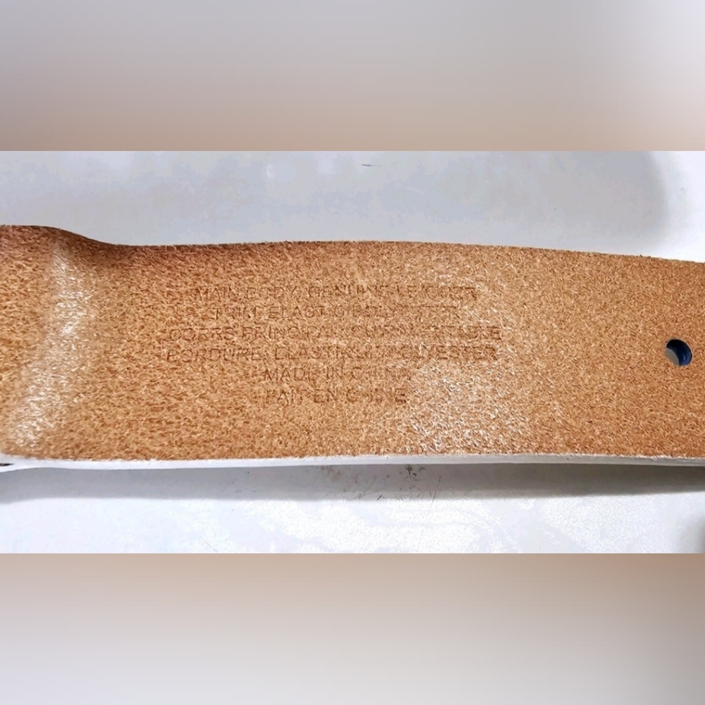 ROBERT GRAHAM BELT SIZE 38 NEW WITH TAGS GENUINE LEATHER. - Picture 10 of 12